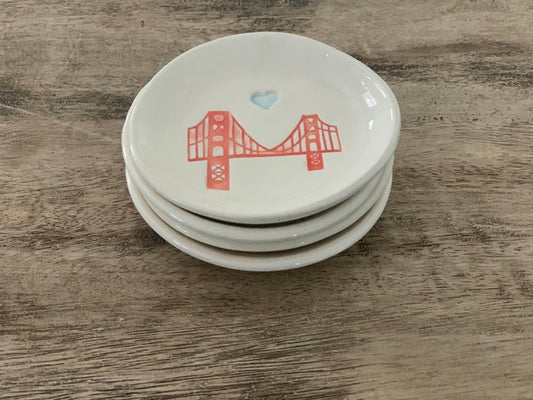 golden gate bridge dish cloud heart